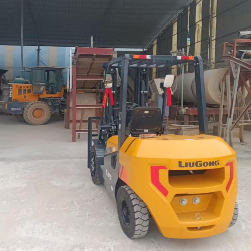 Customized Heavy Duty Forklift – Heavy Equipment Useful Life recenzja i cena