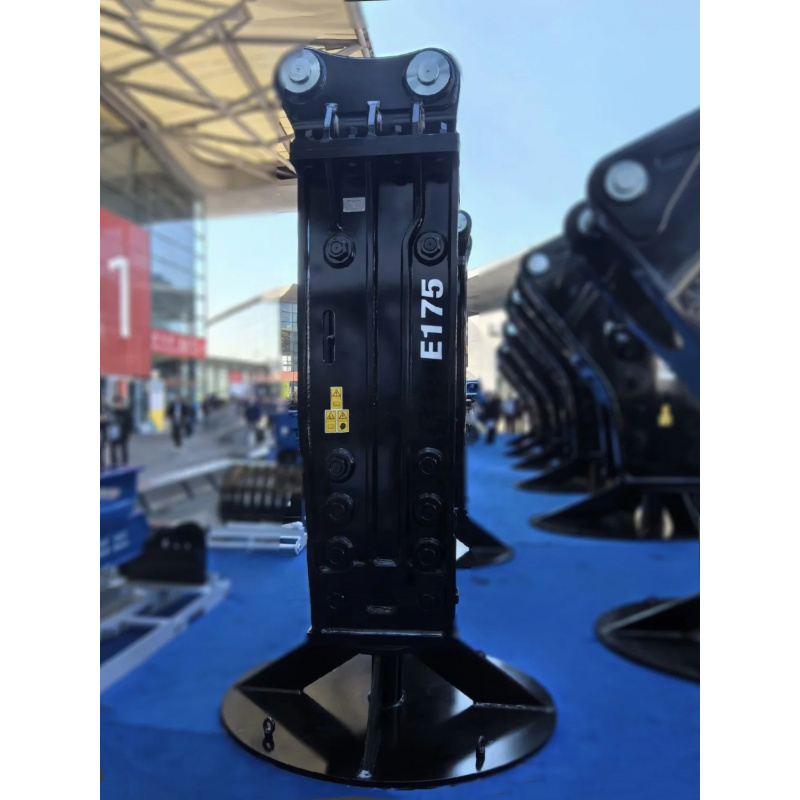 E175 Hydraulic Breaker 35-40T  – Heavy Equipment Breaker recenzja i cena